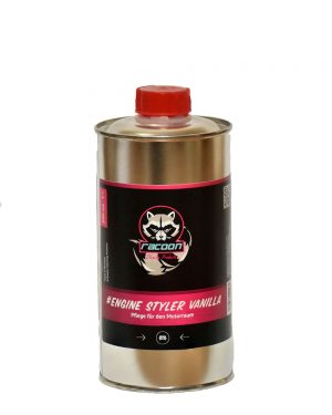 Plechová láhev přípravku Detailer motorového prostoru s etiketou a logem Racoon Cleaning Products